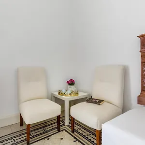 https://palazzo-montalbano.sicilyhotelsitaly.net
